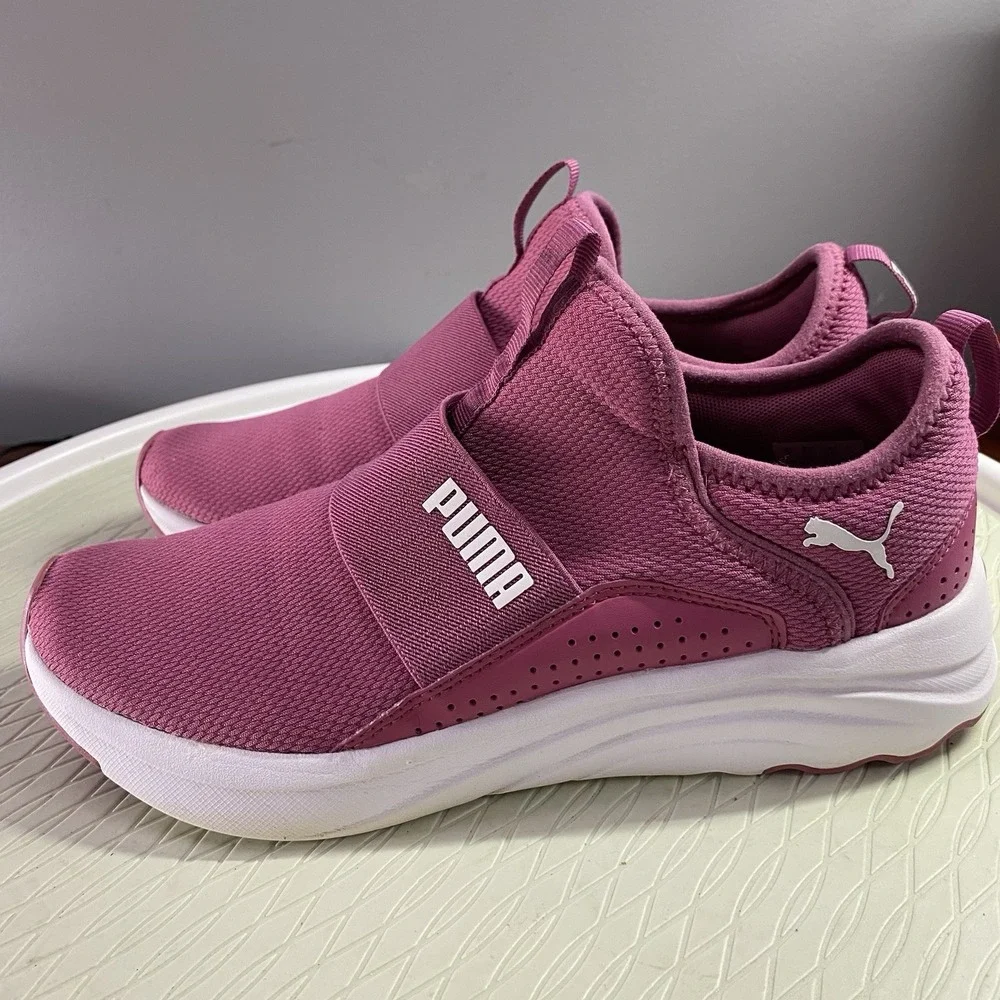 PUMA Mauve Pink W/White Shoe Soft ride‎ sophia slip-on Sneaker Sz.8.5